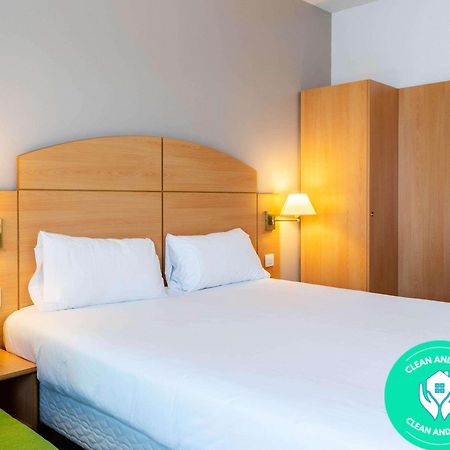 Travelodge Madrid Алькала-де-Енарес Екстер'єр фото