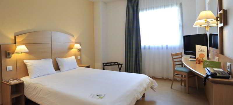 Travelodge Madrid Алькала-де-Енарес Екстер'єр фото