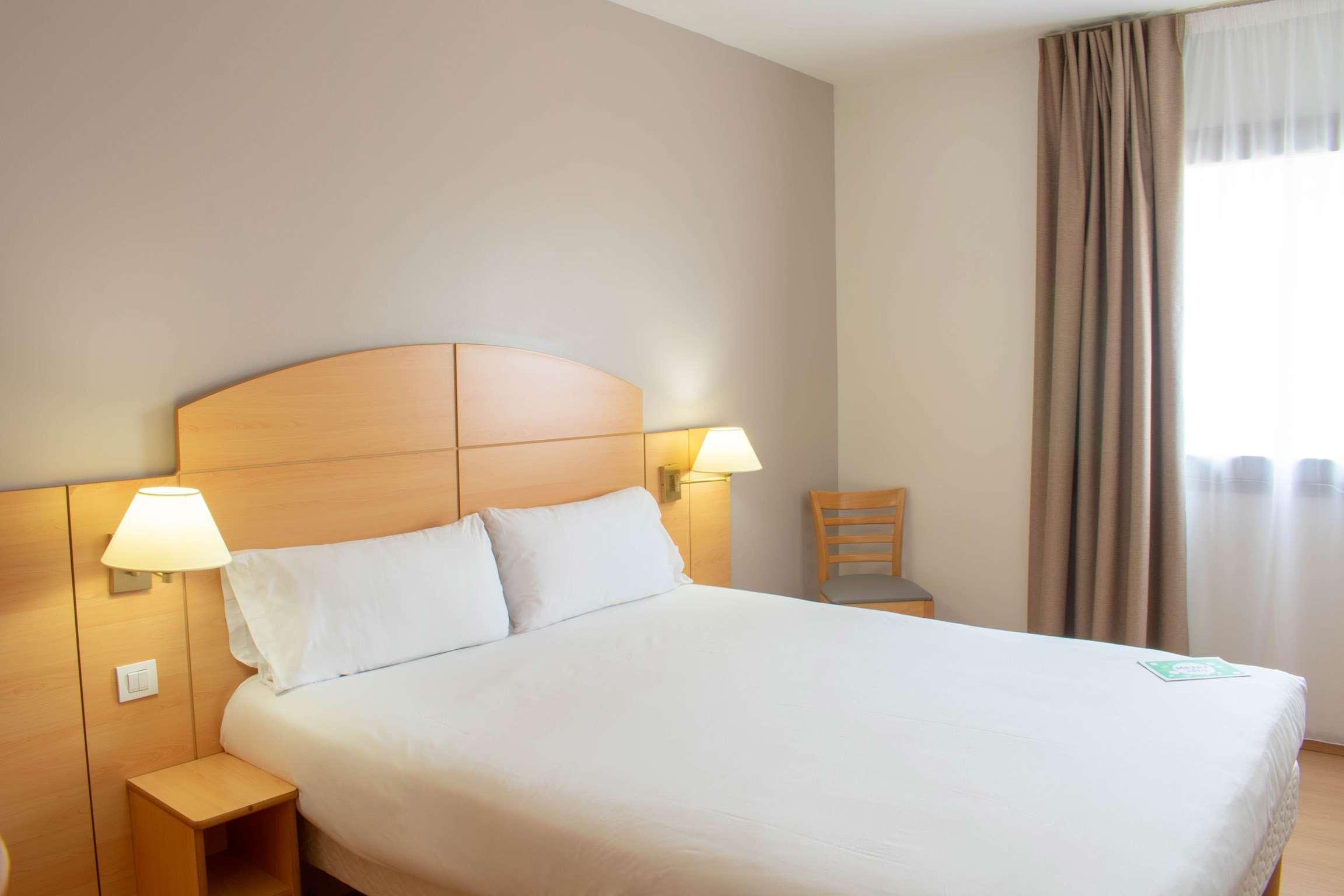 Travelodge Madrid Алькала-де-Енарес Екстер'єр фото