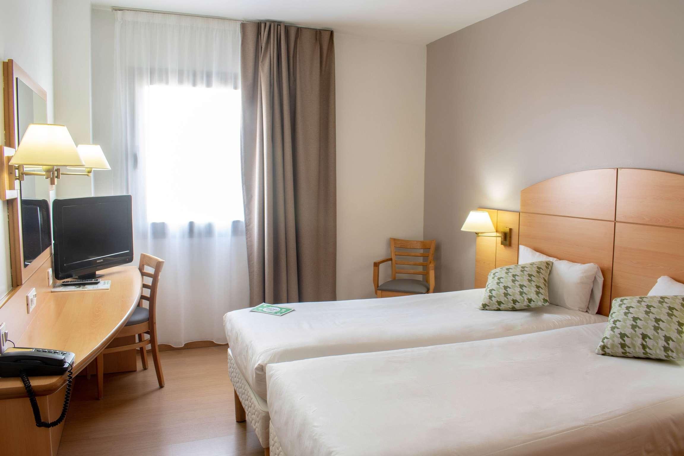 Travelodge Madrid Алькала-де-Енарес Екстер'єр фото