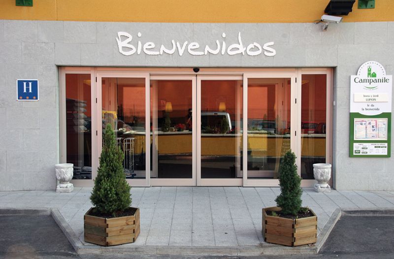 Travelodge Madrid Алькала-де-Енарес Екстер'єр фото